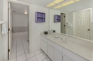 528 W Venice Ave, Venice, FL 34285 - Photo 20