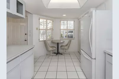 528 W Venice Avenue #1, Venice, FL 34285 - Photo 8