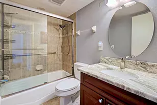 701 Barcelona Ave, Venice, FL 34285 - Photo 42