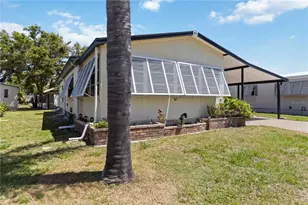 91 N Easter Island Cir, Englewood, FL 34223 - Photo 2