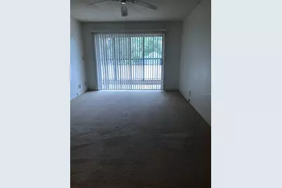 512 W Venice Avenue #205, Venice, FL 34285 - Photo 8