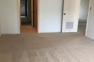 512 W Venice Ave, Venice, FL 34285 - Photo 10