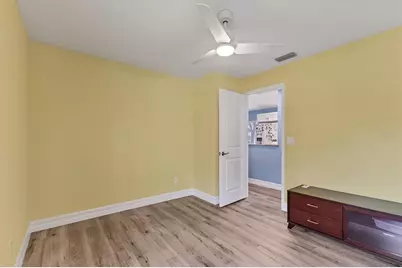 352 Glenwood Ave, Osprey, FL 34229 - Photo 22