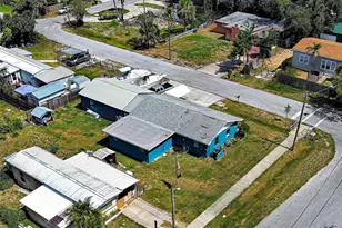 1103 Lucille Ave, Nokomis, FL 34275 - Photo 4
