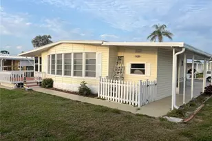 868 Baveno Dr, Venice, FL 34285 - Photo 6