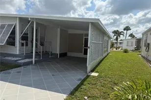 5721 Sunflower Rd, Venice, FL 34293 - Photo 2