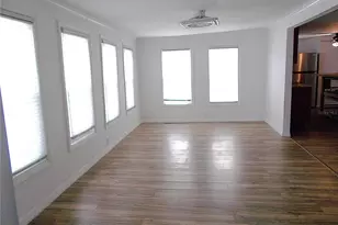 373 Longwood Dr, Venice, FL 34285 - Photo 8