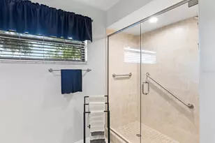 114 Southampton Pl N, Venice, FL 34293 - Photo 14