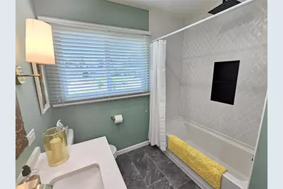 2353 Bal Harbour Drive, Venice, FL 34293 - Photo 32