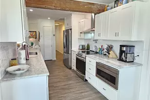 2353 Bal Harbour Dr, Venice, FL 34293 - Photo 16