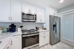 1100 Tarpon Center Dr, Venice, FL 34285 - Photo 8