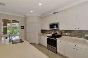 10789 Tarflower Dr, Venice, FL 34293 - Photo 18