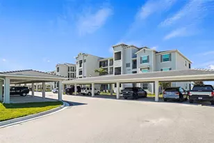 12140 Wellen Golf St, Venice, FL 34293 - Photo 2