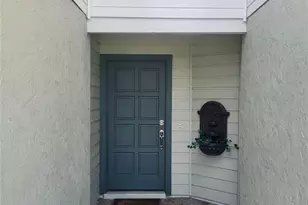 482 Pendleton Pl, Venice, FL 34292 - Photo 4