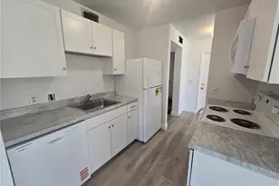 624 White Pine Tree Rd, Venice, FL 34285 - Photo 4