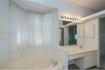 519 Catalina Isles Circle, Venice, FL 34292 - Photo 40