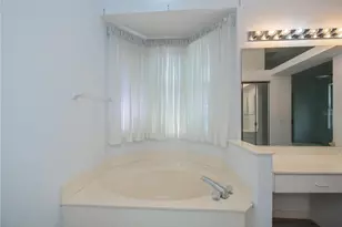 519 Catalina Isles Cir, Venice, FL 34292 - Photo 34