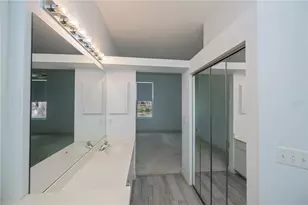 519 Catalina Isles Cir, Venice, FL 34292 - Photo 36