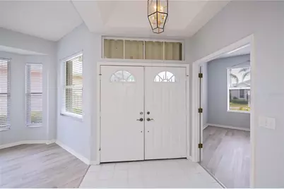 519 Catalina Isles Circle, Venice, FL 34292 - Photo 8