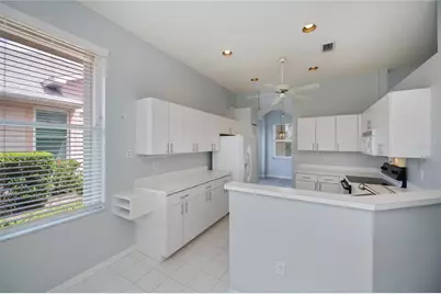 519 Catalina Isles Circle, Venice, FL 34292 - Photo 20