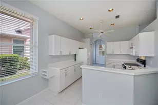 519 Catalina Isles Cir, Venice, FL 34292 - Photo 20