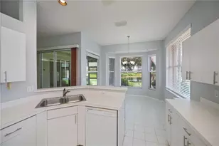 519 Catalina Isles Cir, Venice, FL 34292 - Photo 16