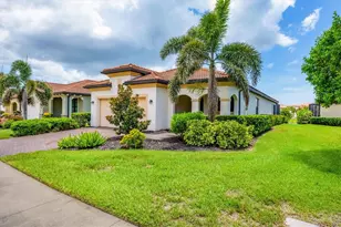 10061 Cozy Grv Dr, Venice, FL 34293 - Photo 4