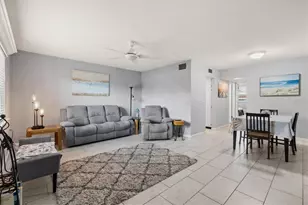 614 Guild Dr, Venice, FL 34285 - Photo 10