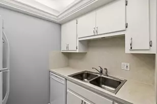 614 Guild Dr, Venice, FL 34285 - Photo 16