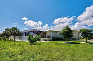 48 Lark Dr, Placida, FL 33946 - Photo 2