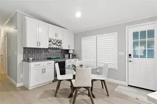 38 Plumosa Dr, Venice, FL 34285 - Photo 8