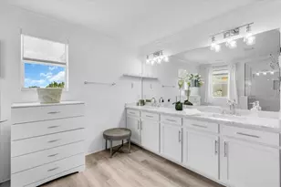 2146 Snapdragon Ln, Venice, FL 34292 - Photo 22