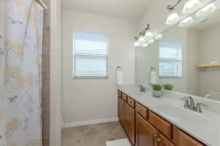 13270 Famiglia Dr, Venice, FL 34293 - Photo 30