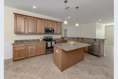 13270 Famiglia Drive, Venice, FL 34293 - Photo 16