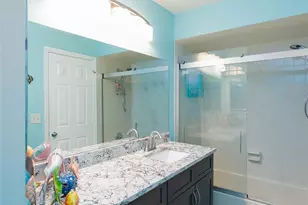 1554 Tallywood Dr, Sarasota, FL 34237 - Photo 20