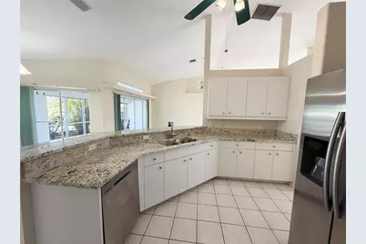 15140 Lyneburg Avenue, Port Charlotte, FL 33981 - Photo 12