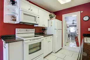 200 The Esplanade N, Venice, FL 34285 - Photo 6