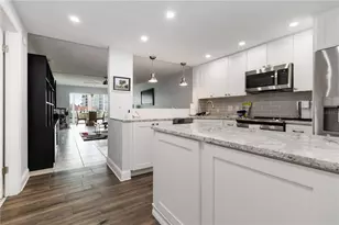 250 Santa Maria St, Venice, FL 34285 - Photo 12