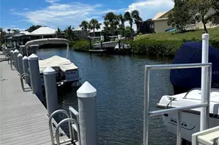 214 Fair Winds Dr, Nokomis, FL 34275 - Photo 10