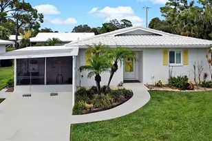 214 Fair Winds Dr, Nokomis, FL 34275 - Photo 2