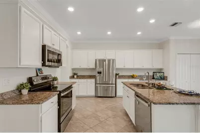 19353 Cruise Drive, Venice, FL 34292 - Photo 8