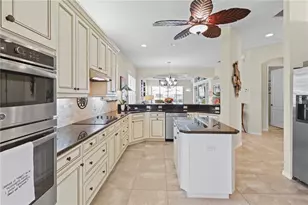 11161 Staveley Ct, Venice, FL 34293 - Photo 6