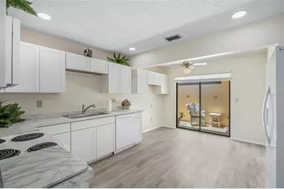 98 Drifting Sands Drive, Venice, FL 34293 - Photo 10