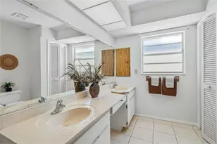 98 Drifting Sands Dr, Venice, FL 34293 - Photo 16