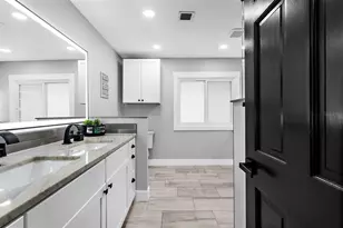 4060 Woodland Blvd, North Port, FL 34291 - Photo 32