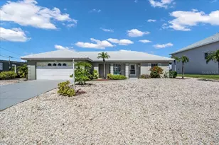 3816 Royal Palm Dr, Bradenton, FL 34210 - Photo 1