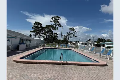 231 Inner Drive E, Venice, FL 34285 - Photo 4