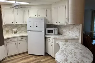 806 Jolanda Cir, Venice, FL 34285 - Photo 22