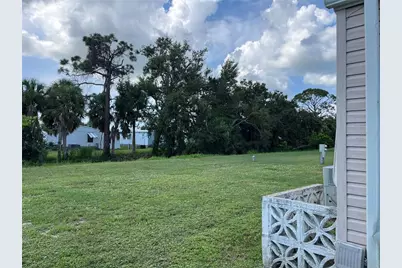 806 Jolanda Circle, Venice, FL 34285 - Photo 4