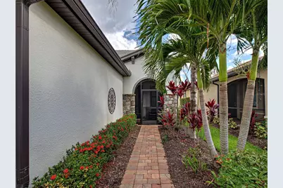 13836 Campoleone Street, Venice, FL 34293 - Photo 4